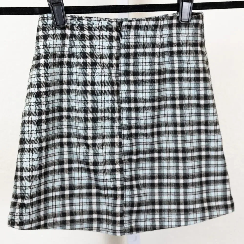 Art Class Girls Black White Blue Plaid Mini Skirt, Medium